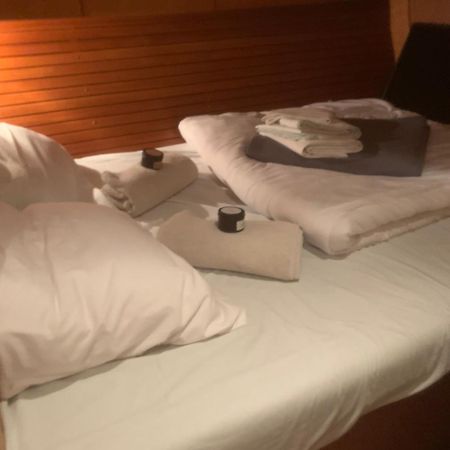 Nuit Sur Un Bateau Hotel ลาโรแชล ภายนอก รูปภาพ