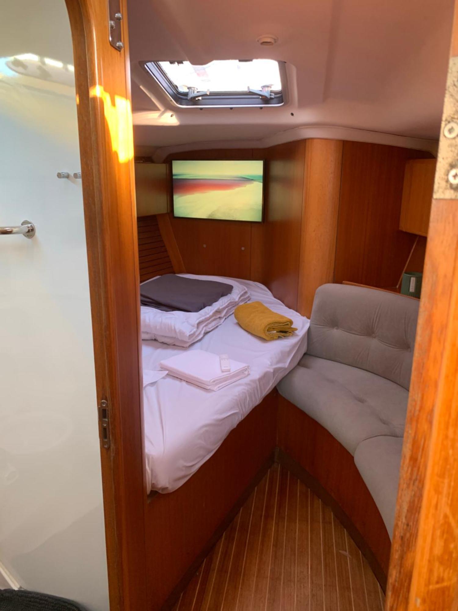 Nuit Sur Un Bateau Hotel ลาโรแชล ภายนอก รูปภาพ